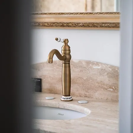 Gaudemus Boutique Hotel